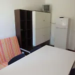 Cozy Seaside Flat In The Centre - Beahost *