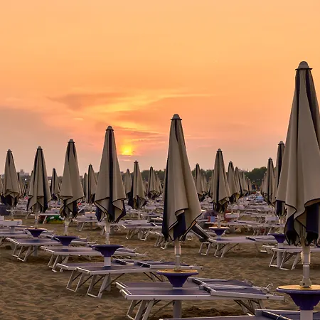 Cozy Seaside Flat In The Centre - Beahost Apartment Bibione