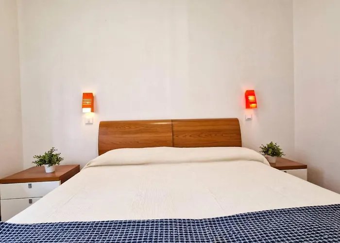 Cozy Seaside Flat In The Centre - Beahost Apartmán